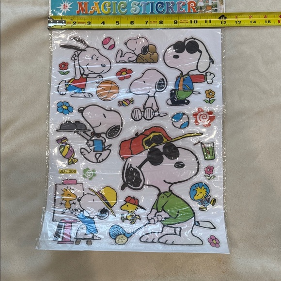 Snoopy Magic Sticker Sheet - Picture 2 of 2